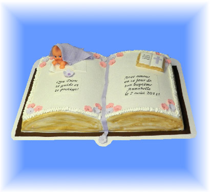 4.G�teau de bapt�me fille livre 3D
